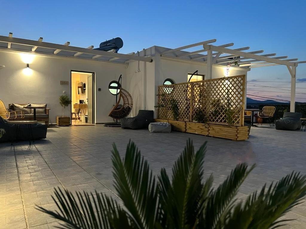 Airport Luxury Stay Artemida  Exterior foto